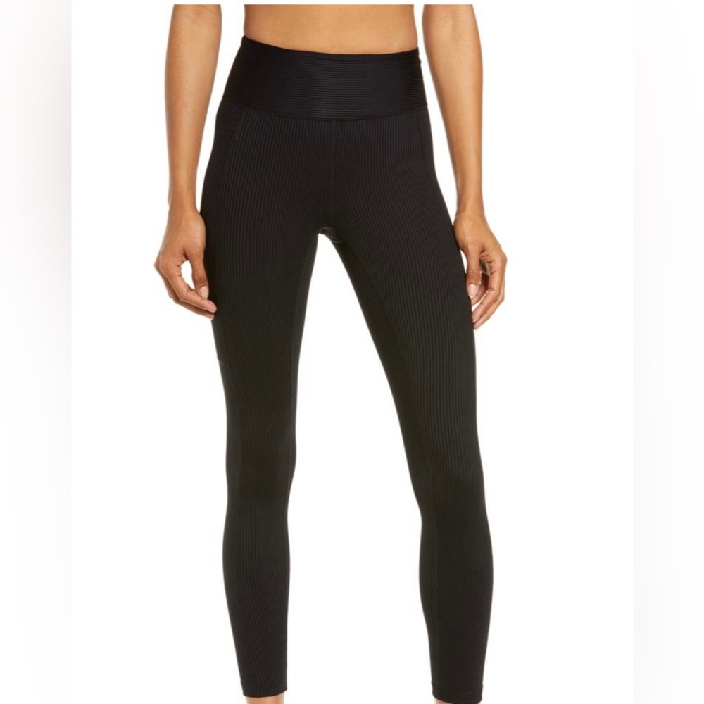 Year of Ours Walker High Waist Pocket Legging
